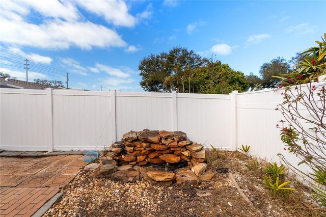 13565 86TH AVENUE, Seminole, FL 33776