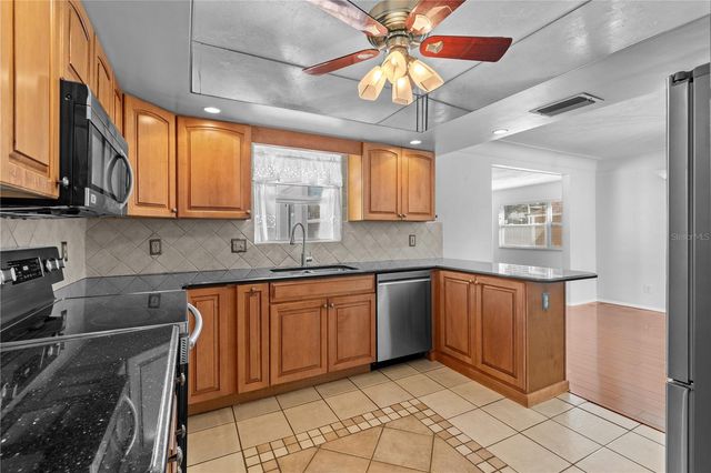 13565 86TH AVENUE, Seminole, FL 33776