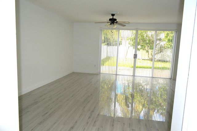 3003 CAFFIA Way, West Palm Beach, FL 33409