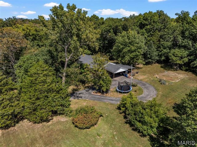 2357 Circle Drive, O'fallon, MO 63368