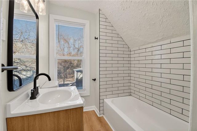 2102 Wabash Avenue, Kansas City, MO 64127