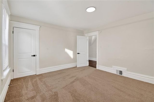 2102 Wabash Avenue, Kansas City, MO 64127