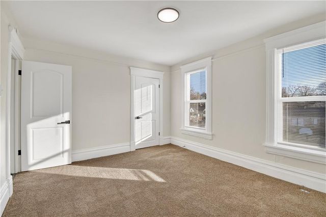 2102 Wabash Avenue, Kansas City, MO 64127