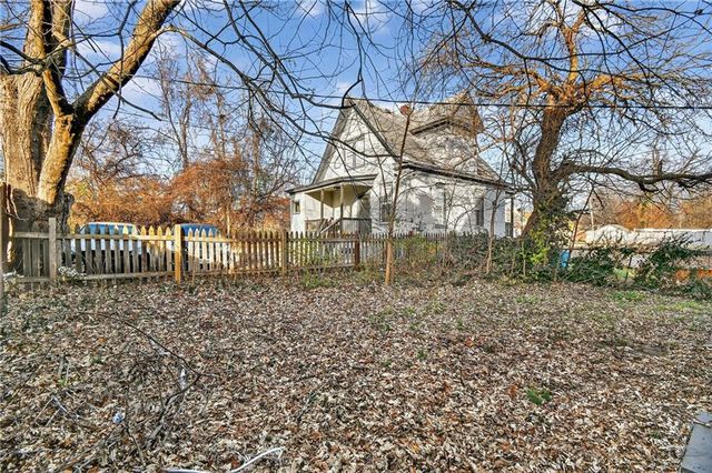 2102 Wabash Avenue, Kansas City, MO 64127