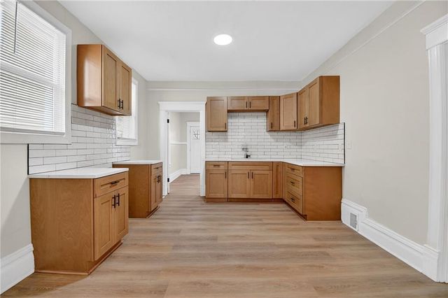 2102 Wabash Avenue, Kansas City, MO 64127