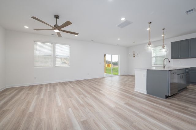 5305 Carnegie Rd, Old Hickory, TN 37138