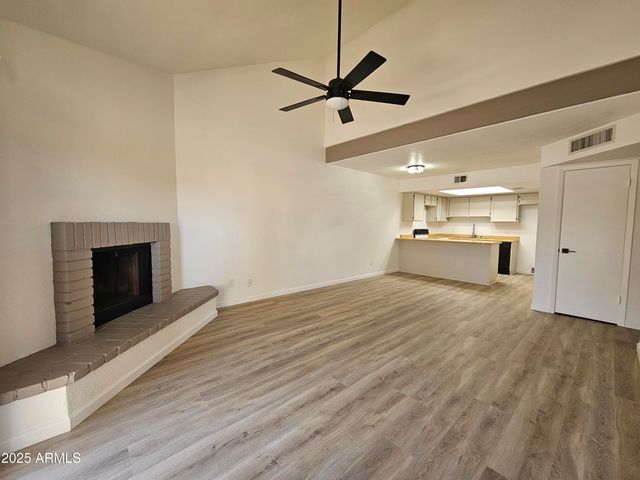 2129 E KIRKLAND Lane 1, Tempe, AZ 85281