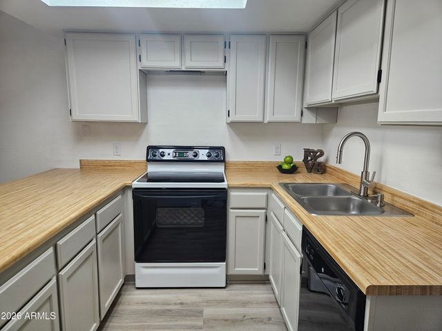 2129 E KIRKLAND Lane 1, Tempe, AZ 85281