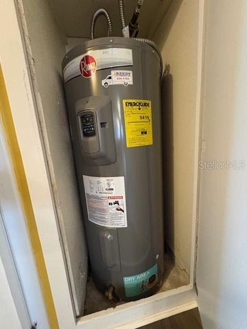 1021 AUGUSTA DRIVE, Sun City Center, FL 33573