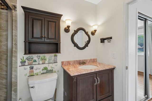 8401 18 Mile Road 112, Sterling Heights, MI 48313