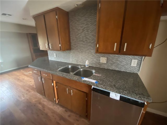 1501 Annette St, Kingsville, TX 78363