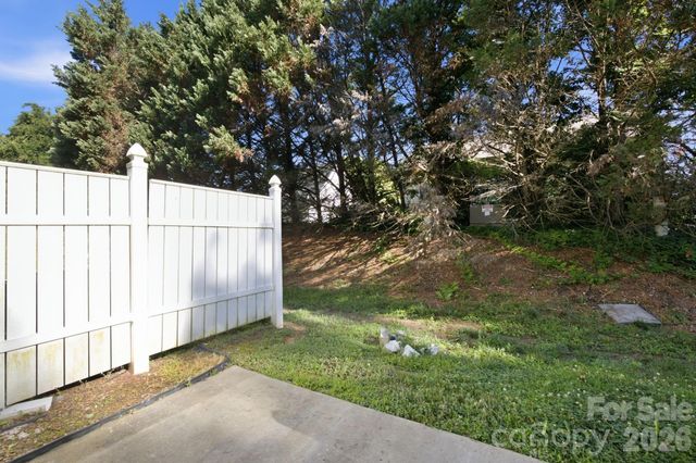 6123 Dane Drive, Dallas, NC 28034