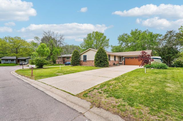 14725 Dory Court, Apple Valley, MN 55124