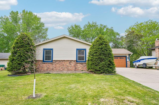 14725 Dory Court, Apple Valley, MN 55124