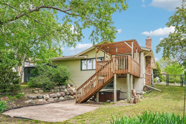 14725 Dory Court, Apple Valley, MN 55124