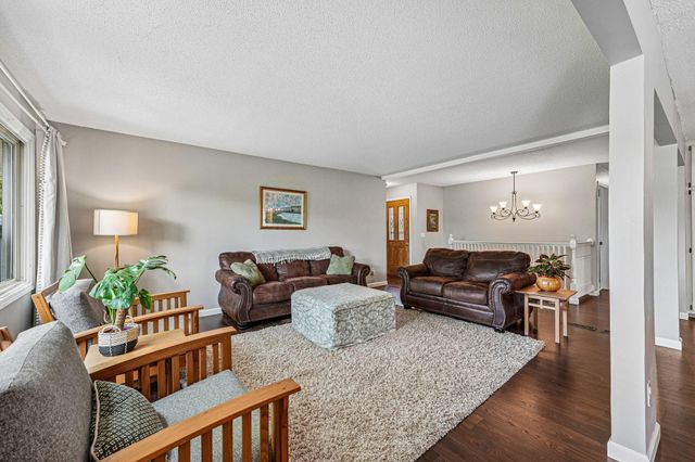 14725 Dory Court, Apple Valley, MN 55124