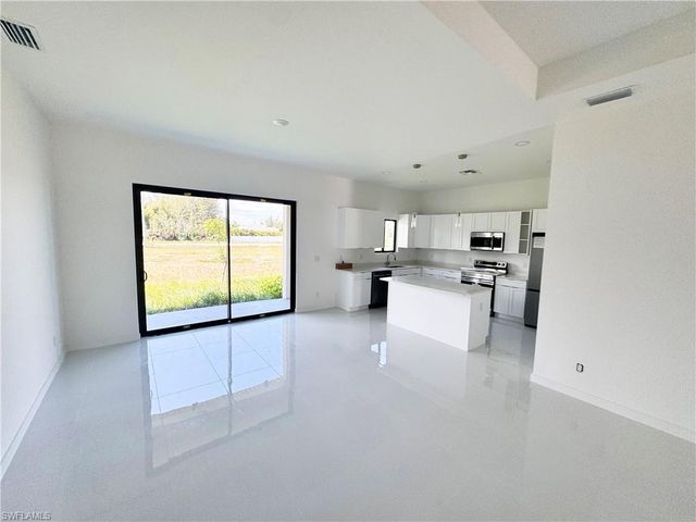 4210 NW 24th TER, Cape Coral, FL 33993