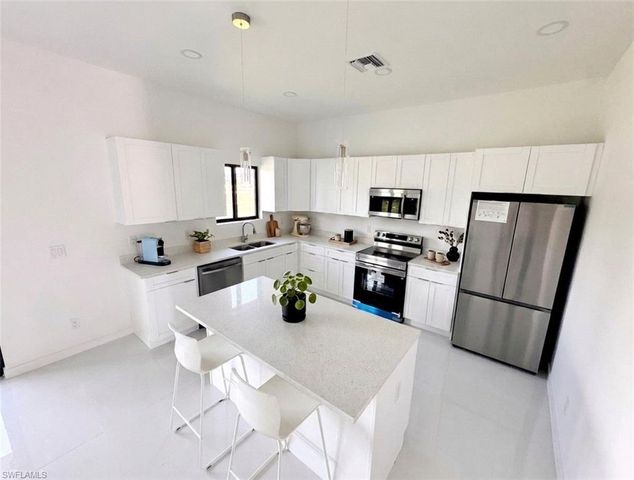 4210 NW 24th TER, Cape Coral, FL 33993