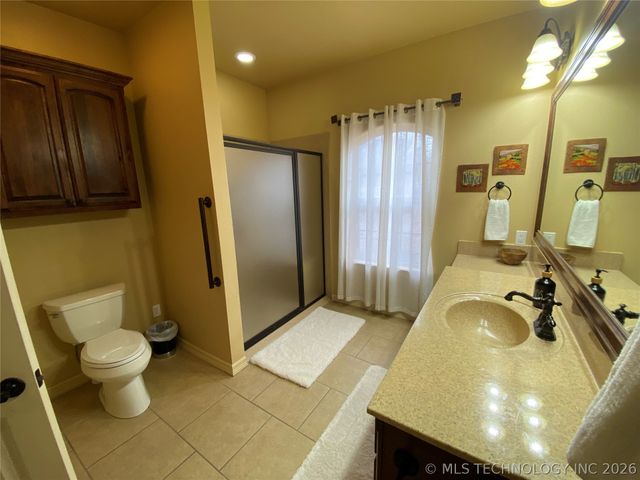 13822 S 18th Place, Bixby, OK 74008