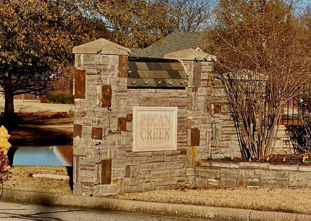 13822 S 18th Place, Bixby, OK 74008