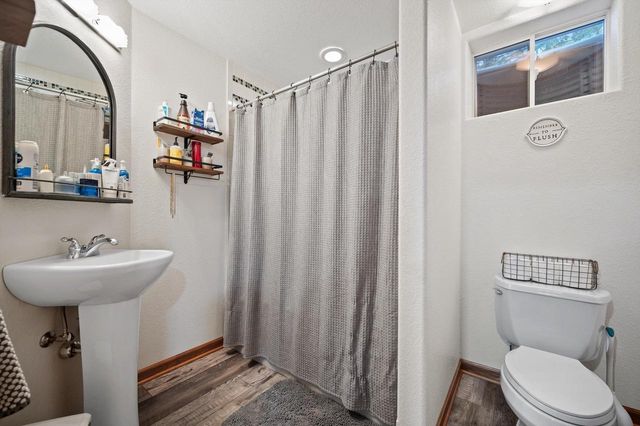 W243N2792 Creekside DRIVE, Pewaukee, WI 53072