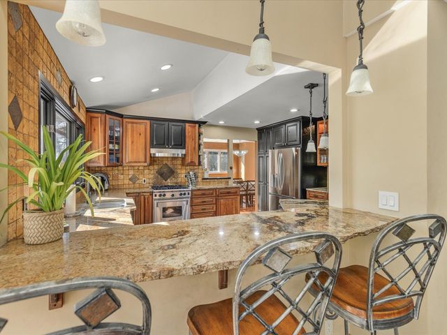 7447 Stacy Court, Roscoe, IL 61073