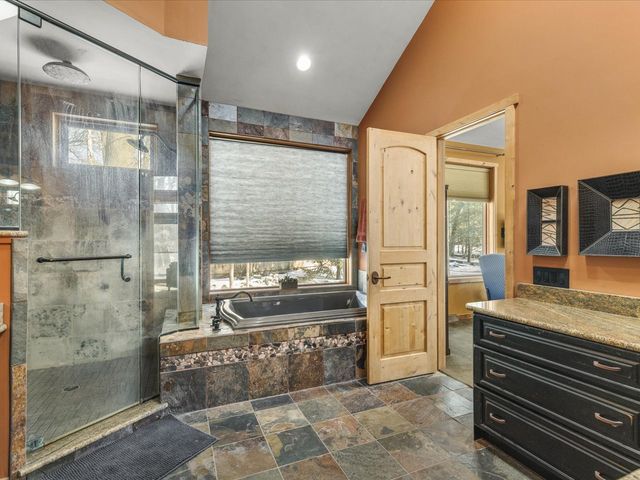 7447 Stacy Court, Roscoe, IL 61073