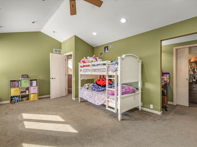 7447 Stacy Court, Roscoe, IL 61073