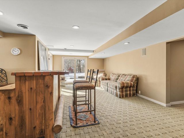 7447 Stacy Court, Roscoe, IL 61073