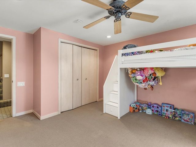 7447 Stacy Court, Roscoe, IL 61073