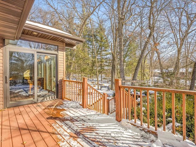 7447 Stacy Court, Roscoe, IL 61073