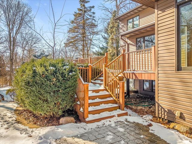 7447 Stacy Court, Roscoe, IL 61073