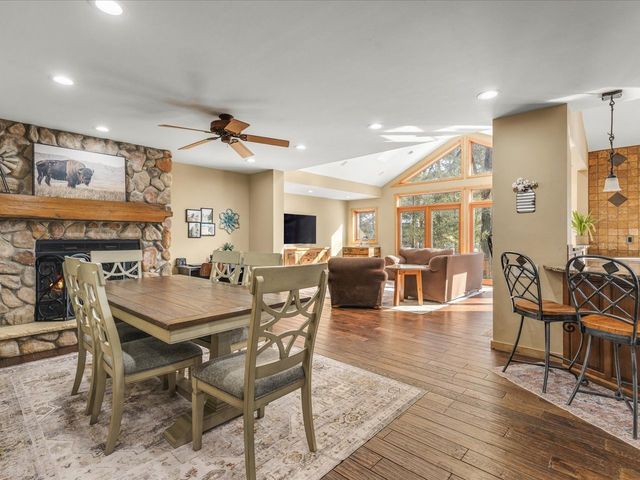 7447 Stacy Court, Roscoe, IL 61073