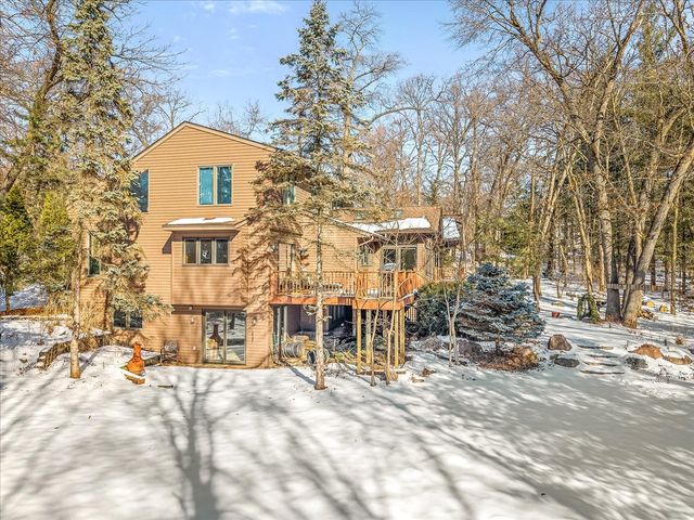 7447 Stacy Court, Roscoe, IL 61073