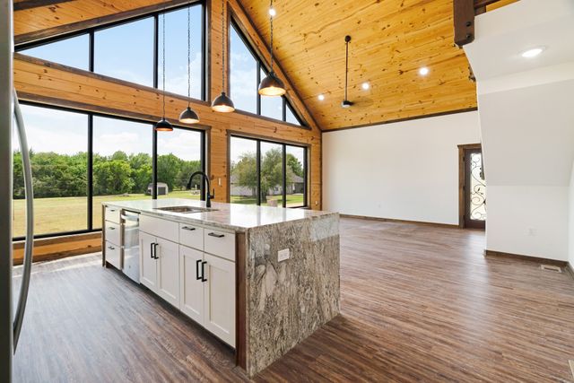 209 Helena Drive, Powderly, TX 75473