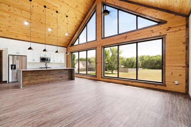 209 Helena Drive, Powderly, TX 75473