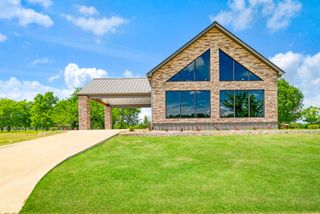 209 Helena Drive, Powderly, TX 75473