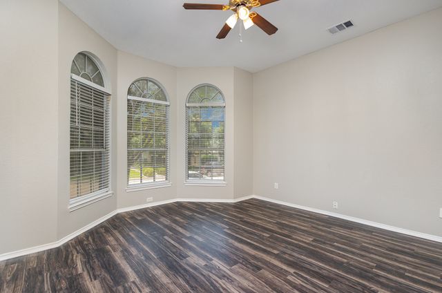 1822 Bayhill Drive, Rockwall, TX 75087