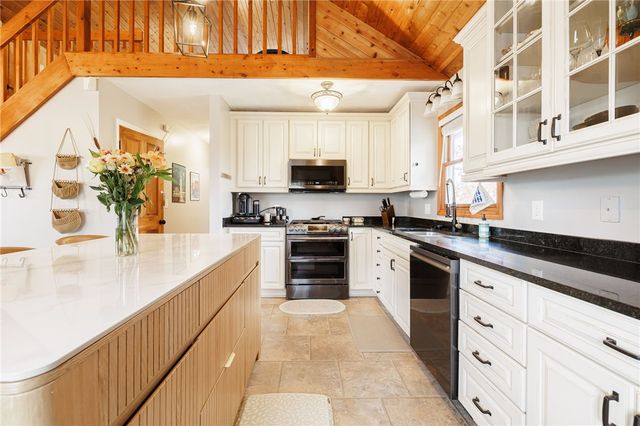 7741 Bear Swamp Road, Williamson, NY 14589