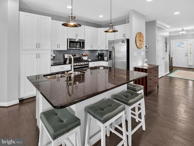 23894 PEMBROKE LN, Millville, DE 19967