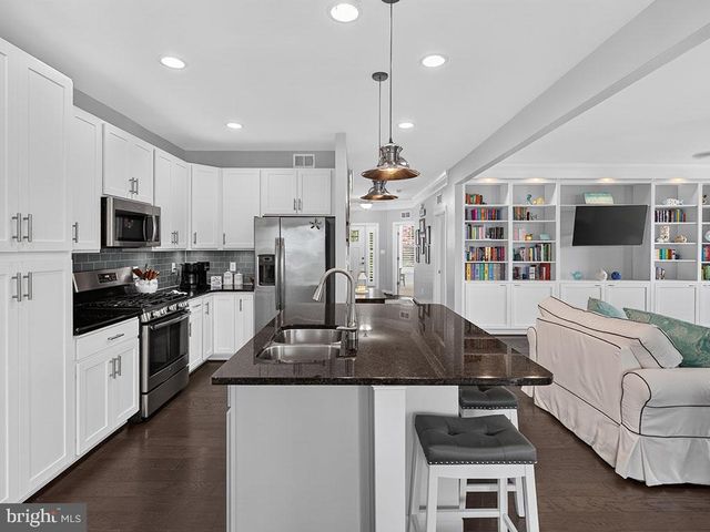 23894 PEMBROKE LN, Millville, DE 19967