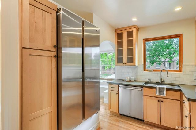 1200 Hudson Street, Denver, CO 80220