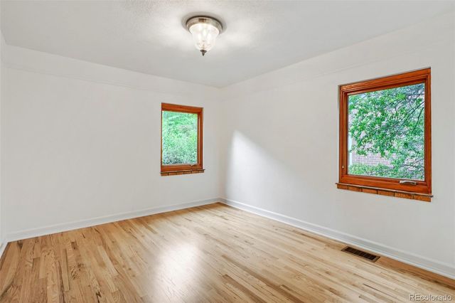 1200 Hudson Street, Denver, CO 80220