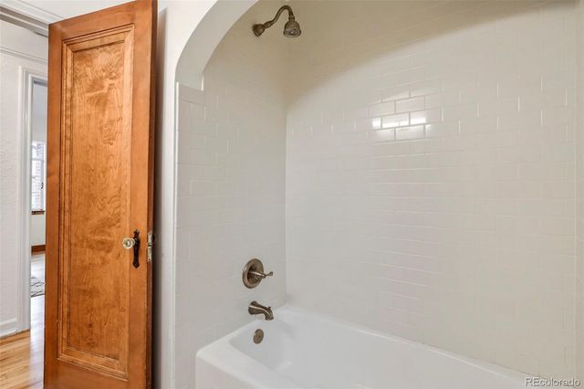 1200 Hudson Street, Denver, CO 80220