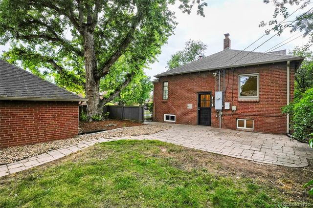 1200 Hudson Street, Denver, CO 80220
