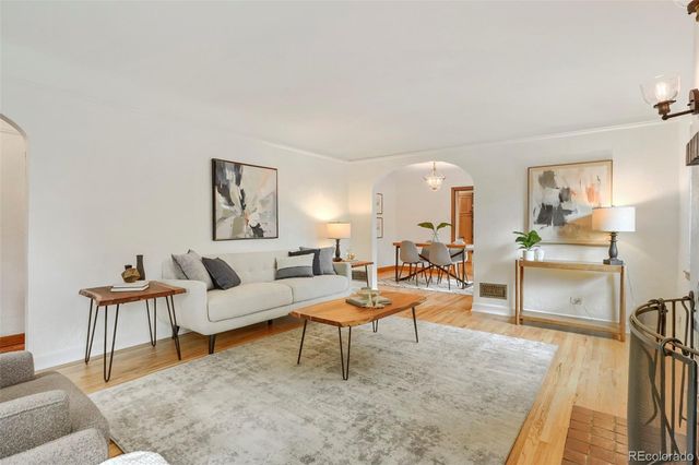 1200 Hudson Street, Denver, CO 80220
