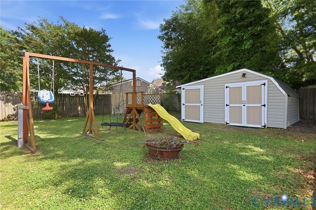 323 Washington Ave, Colonial Heights, VA 23834