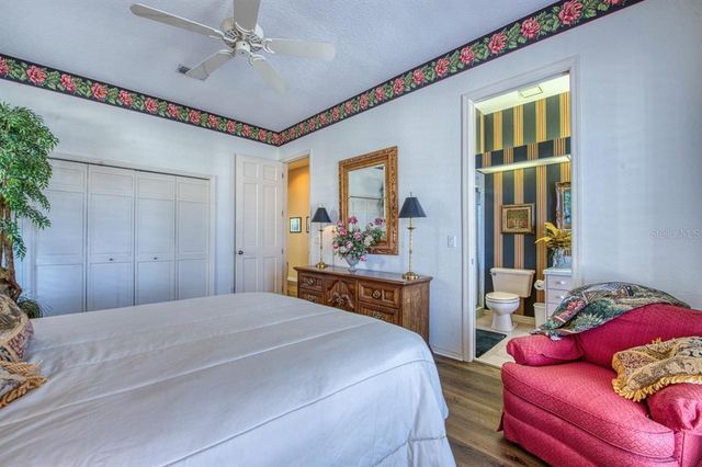 2829 SEABREEZE DRIVE S, Gulfport, FL 33707
