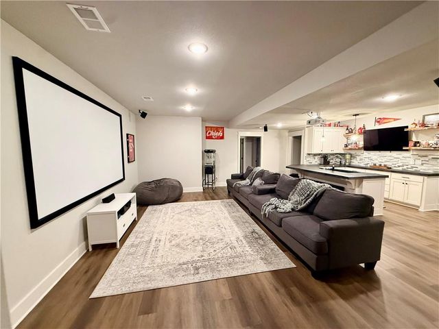522 NW Bailey Drive, Grain Valley, MO 64029
