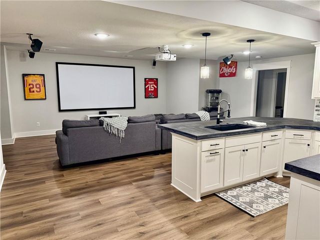 522 NW Bailey Drive, Grain Valley, MO 64029